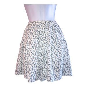 Romwe Women's Skirt Size Large White/ Blue Flowers Elastic Waist Tiered Poly